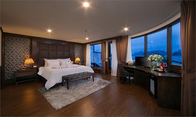 Mon Cheri Terrace Suite